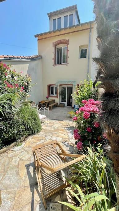 Port De Pornic. Vue Mer. Sea View. 4 Rooms. Pornic